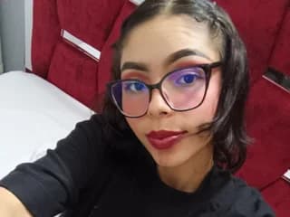 GeekyNyveth WebCAM 